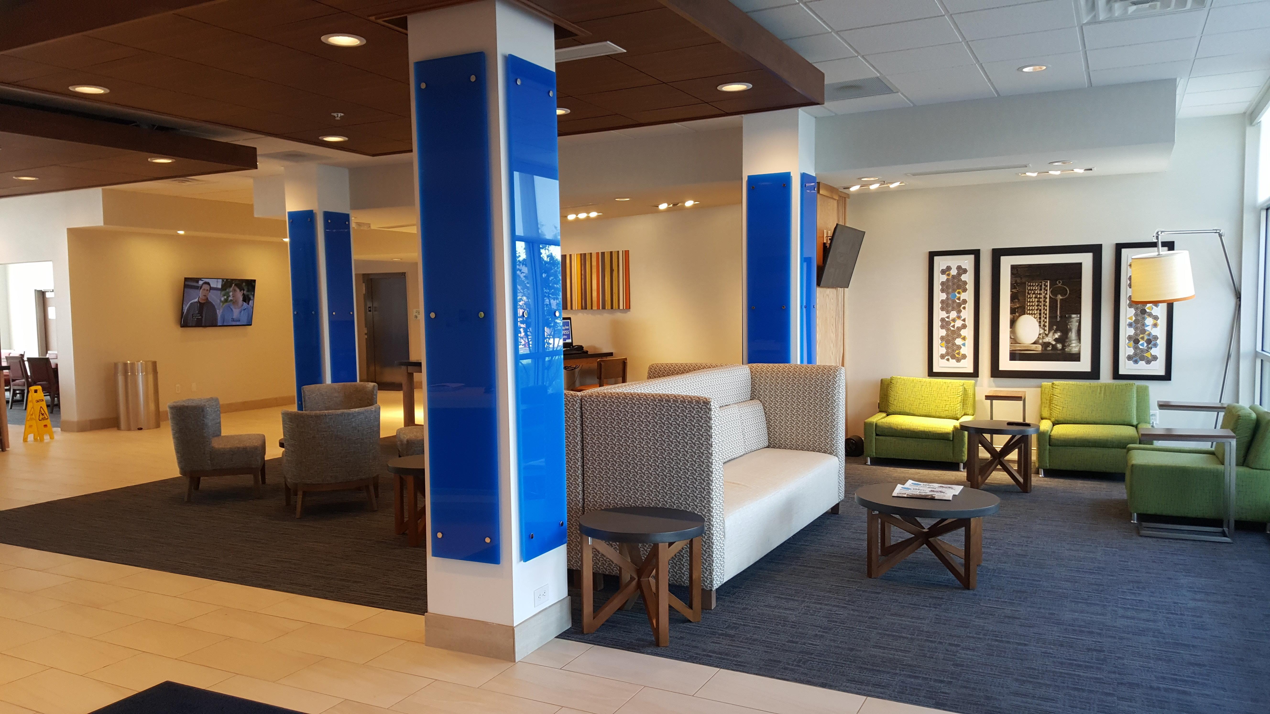Holiday Inn Express & Suites Toledo West By Ihg Eksteriør bilde