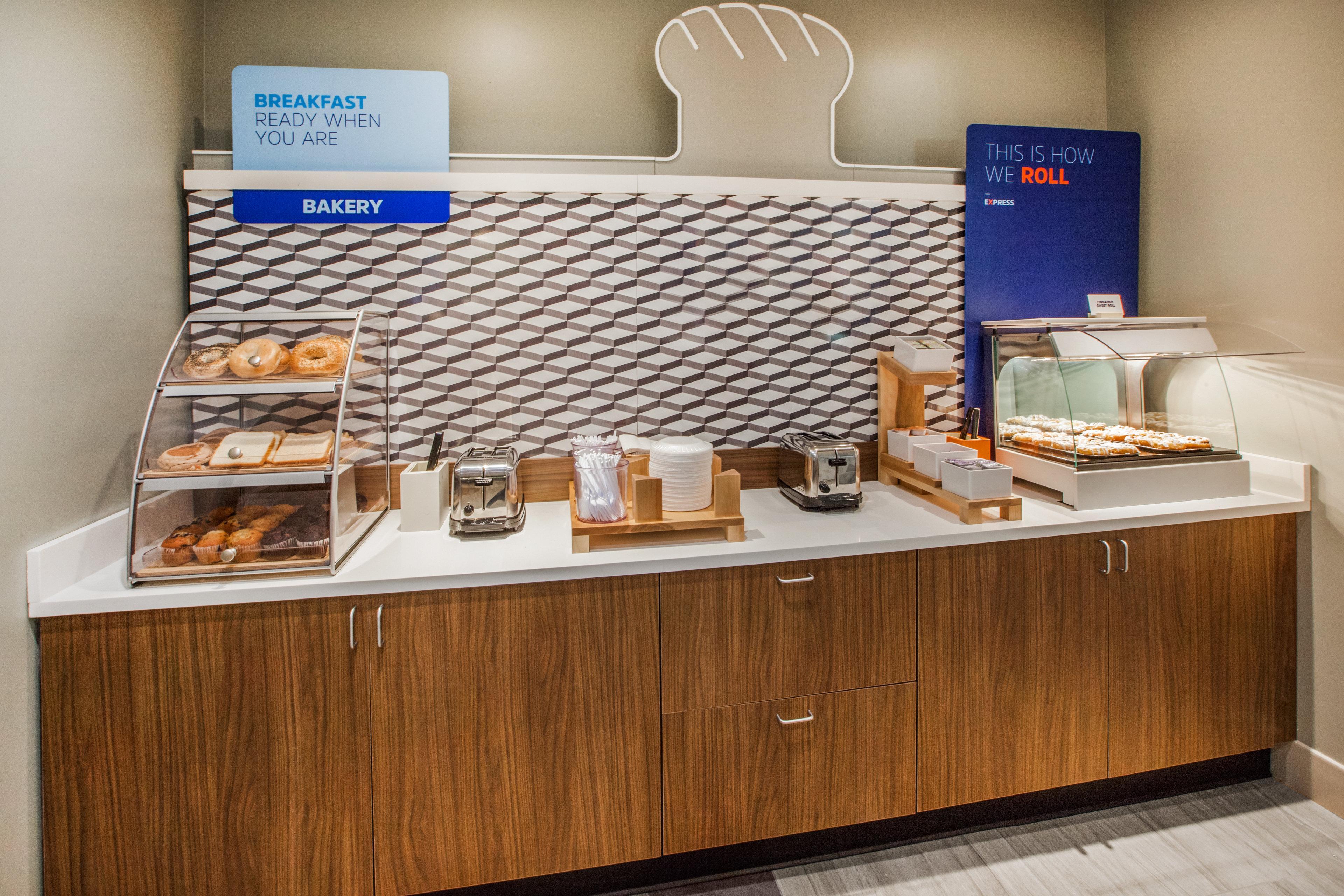 Holiday Inn Express & Suites Toledo West By Ihg Eksteriør bilde
